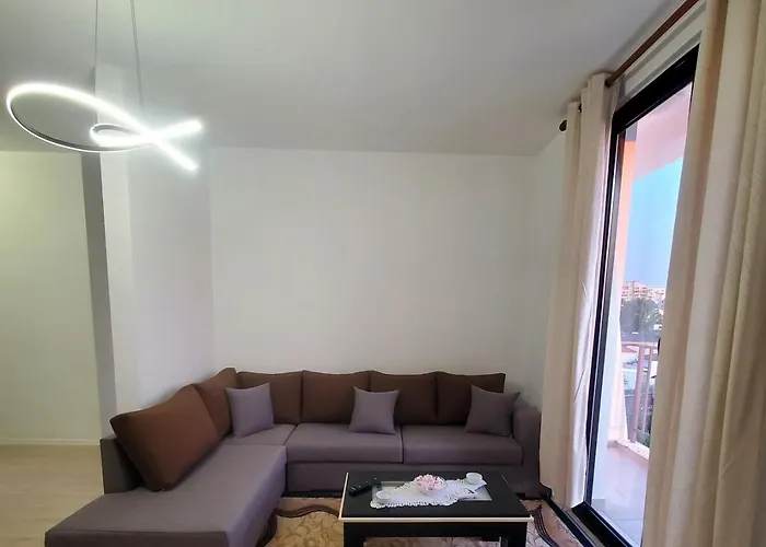 Apartment With Balconies Tirana