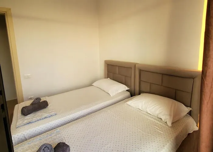 Appartement With Balconies